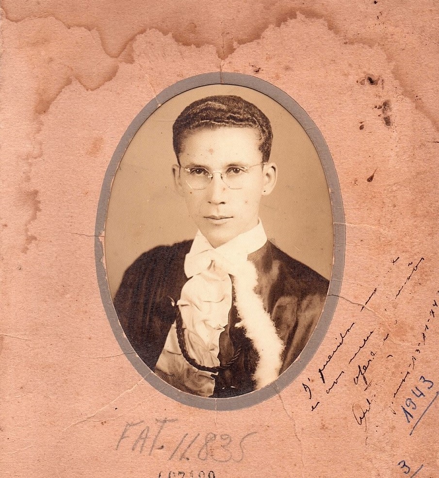 Rev. Antônio jovem