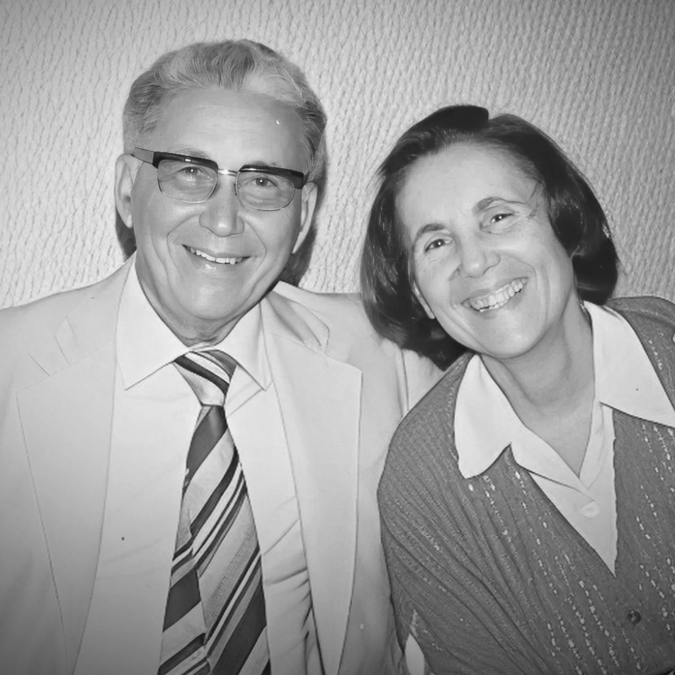 Casal em preto e branco